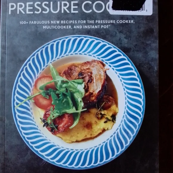 Pressure cooker Martha Stewart cookbook - Picture 1 of 6